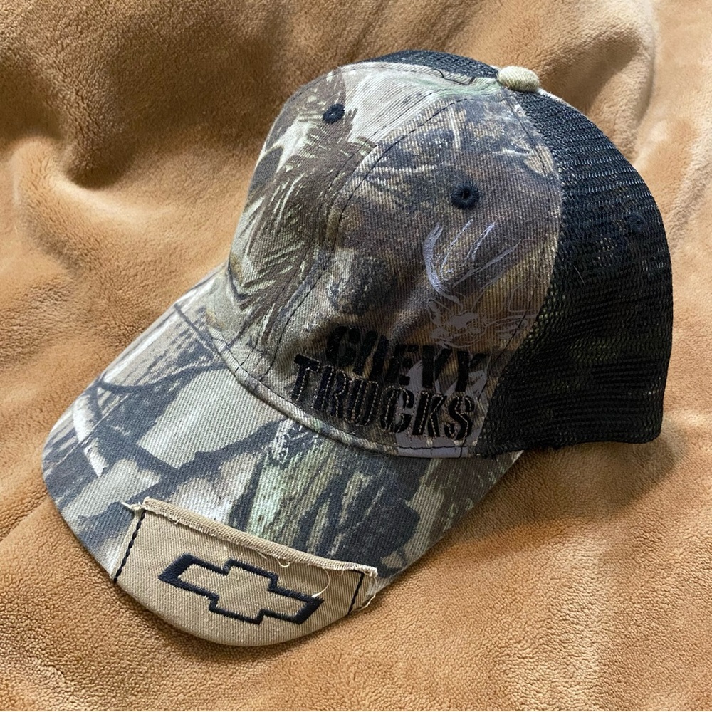 Chevy Trucks Camo Chevrolet Hat Cap Perfect Fit Size L/XL by Paramount Outdoors
